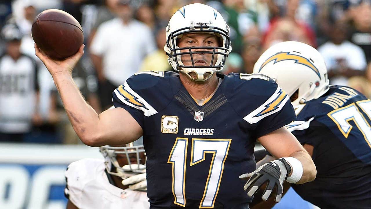 Rivers leads Chargers over winless Raiders 13-6